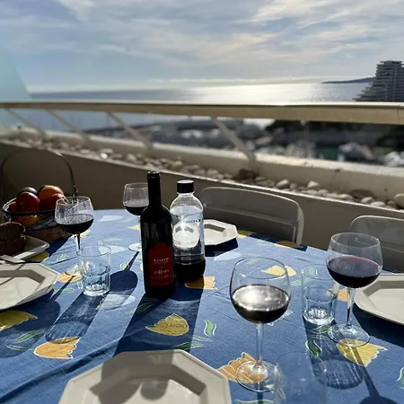 06dj - With Sea View For 4 People - Terrace *